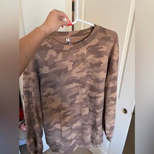 Lululemon camo crewneck